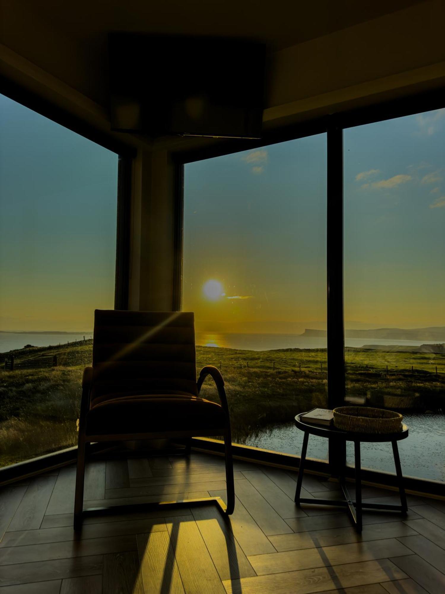 Carrick-A-Rede Luxury Retreat Ballintoy Causeway Coast Exterior photo